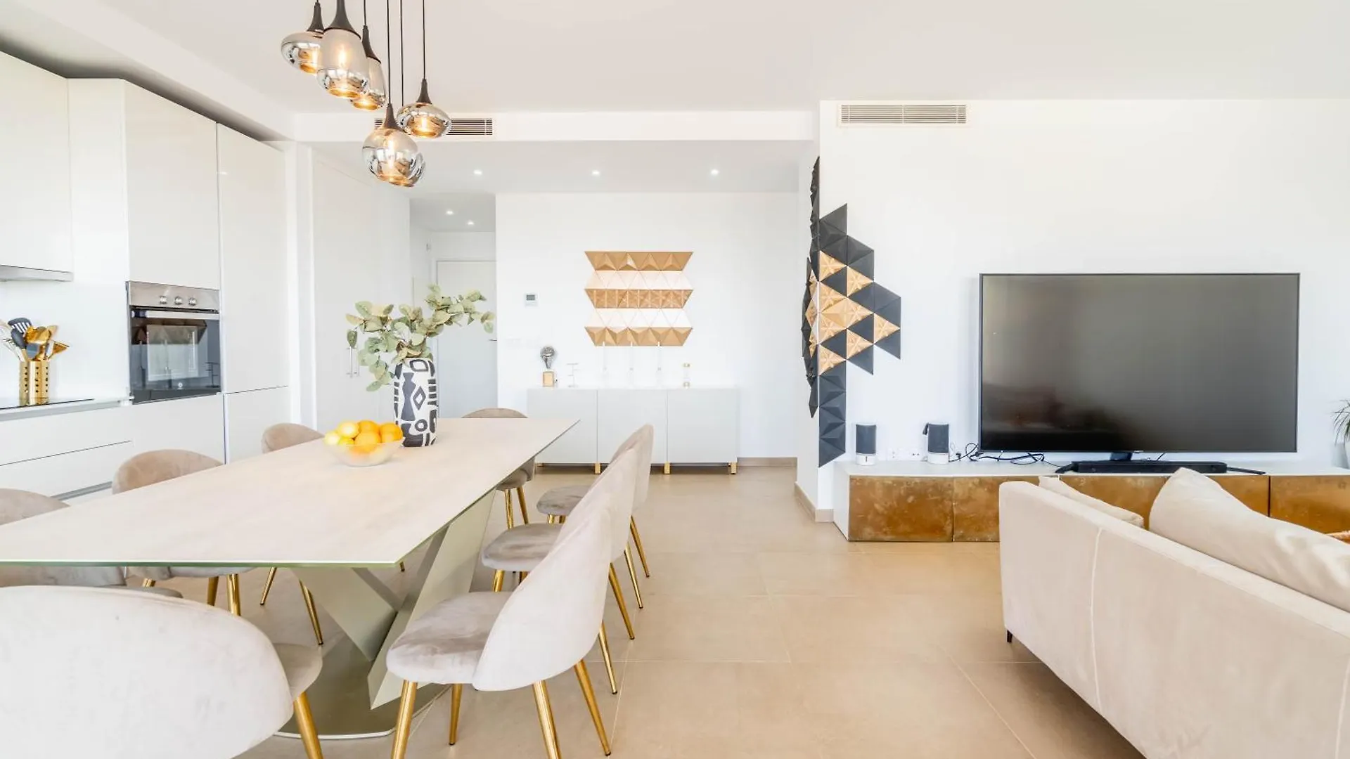 Appartement Design Wohnung Mit Viel Luxus Manilva
